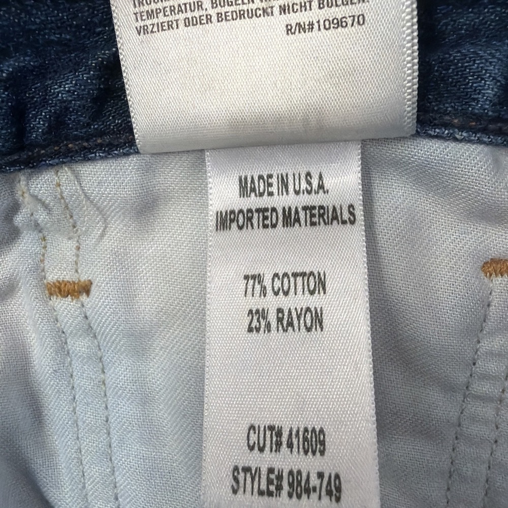 Citizens of Humanity Alyx Classic High Rise Denim Short Size 28 Blue 3" Inseam - Picture 7 of 15